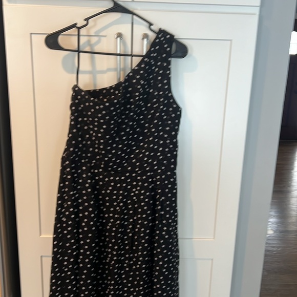 White House black market one shoulder polka dot dress - Picture 2 of 3